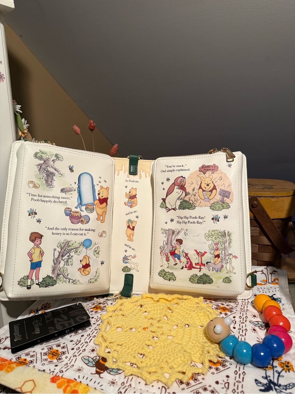 Loungefly Disney Winnie the Pooh Classic Book Dark Green Crossbody Bag Purse NWT - Picture 3 of 6